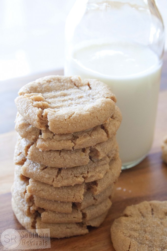 Soft Batch 3-Ingredient Peanut Butter Cookies