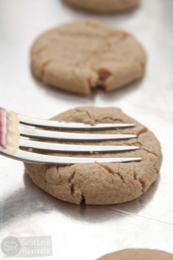 Soft Batch 3-Ingredient Peanut Butter Cookies