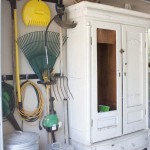How We {Finally} Got Our Garage Clutter Under Control
