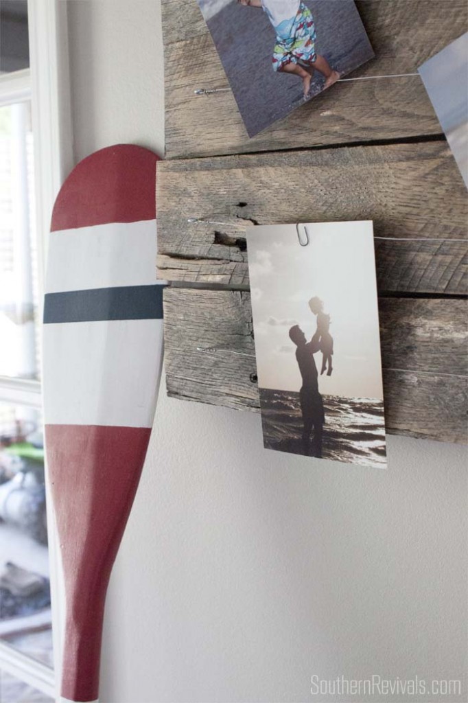 DIY Pallet Wood Photo Holder #nautical #whale #palletproject SouthernRevivals.com