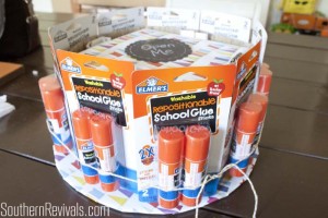 School Supplies Cake | A Teacher's Gift They'll Really Use #backtoschool #crafts #teachersgifts SouthernRevivals.com