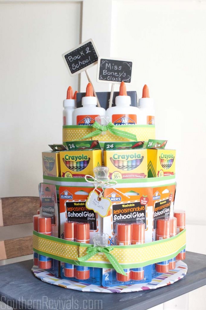 School Supplies Cake | A Teacher's Gift They'll Really Use #backtoschool #crafts #teachersgifts SouthernRevivals.com