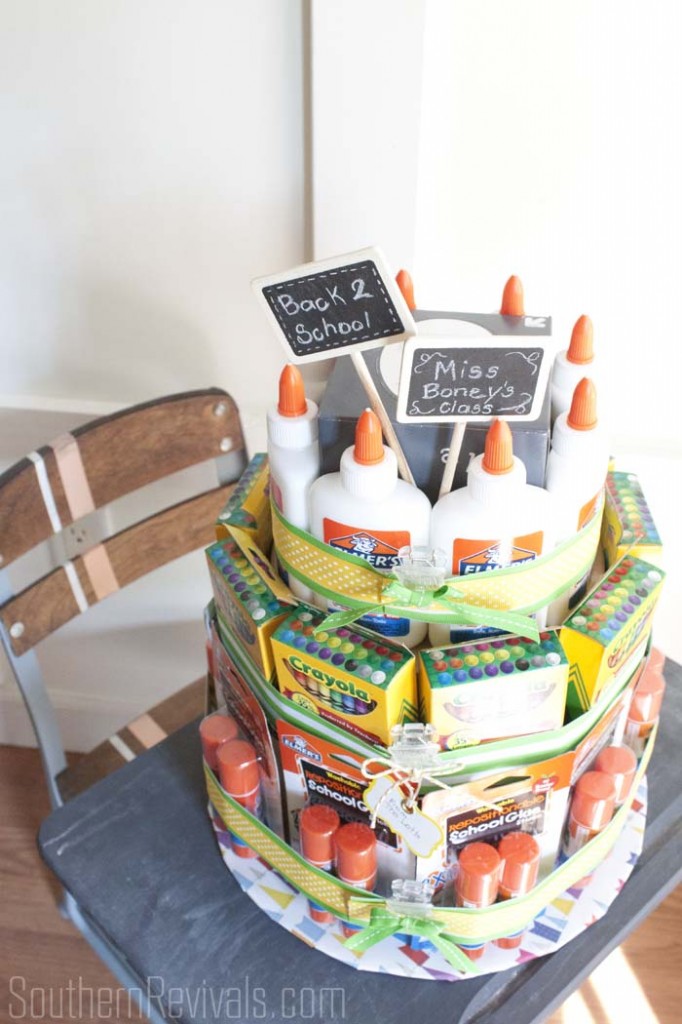 School Supplies Cake | A Teacher's Gift They'll Really Use #backtoschool #crafts #teachersgifts SouthernRevivals.com