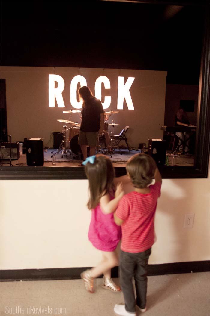 Rock N Roll Birthday Party #rocknroll #birthday #diyparty SouthernRevivals.com