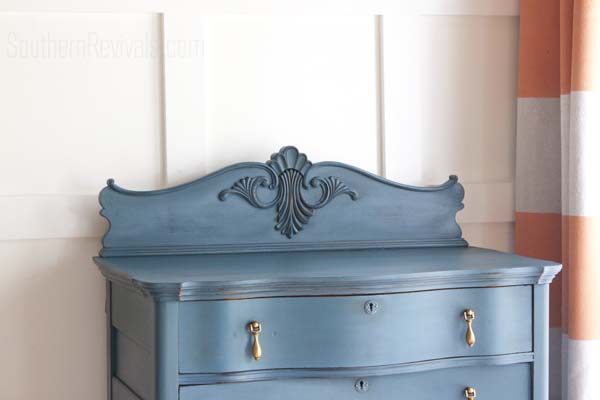 Chest of Drawers Makeover | Miss Mustard Seed's Milk Paint #paintedfurniture #furnituremakeover #mmsmp #milkpaint