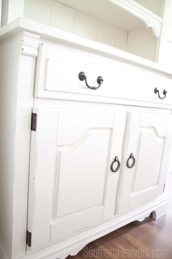 Fusion Mineral Paint Farmhouse Style China Cabinet Makeover