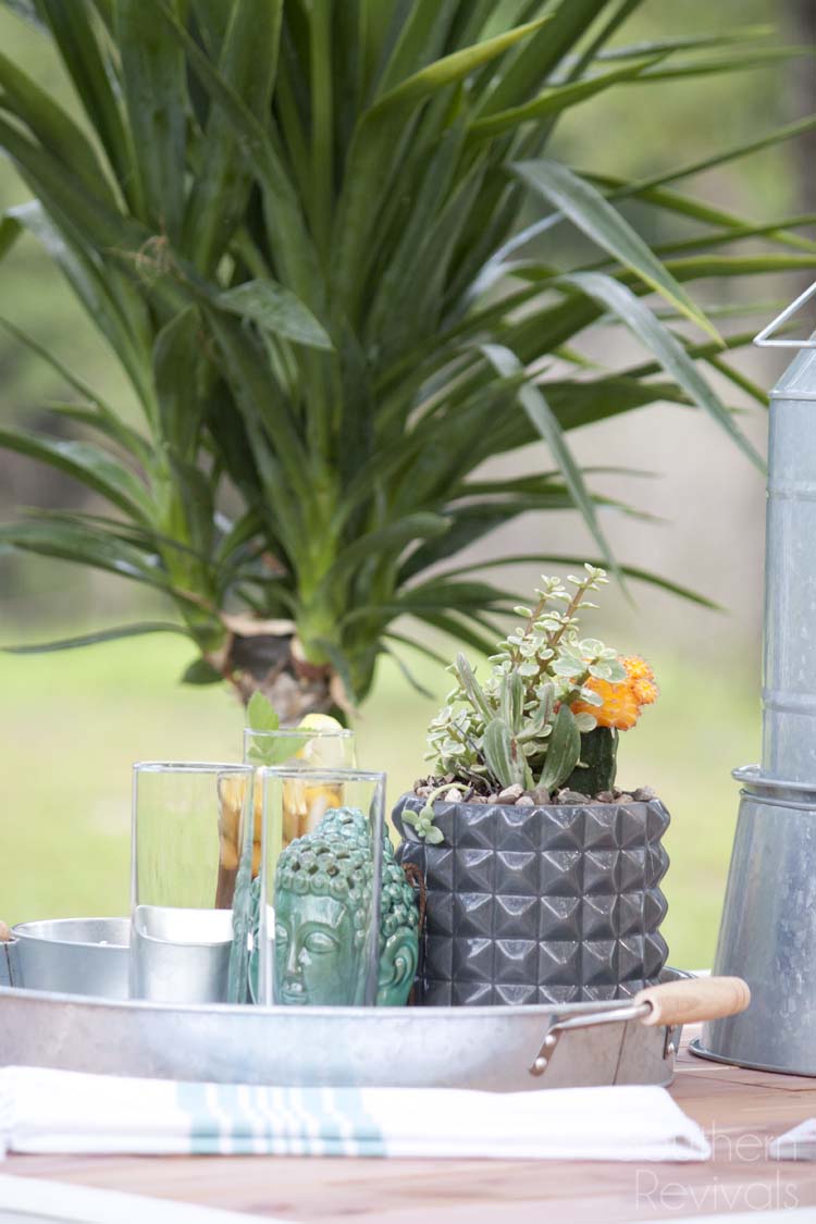 DIY Outdoor Pallet Coffee Table