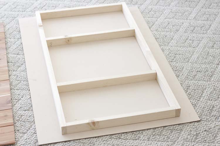 DIY-Shiplap-Welcome-Sign 3