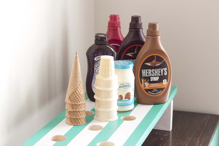 DIY Ice Cream Cone Serving Tray - Southern Revivals