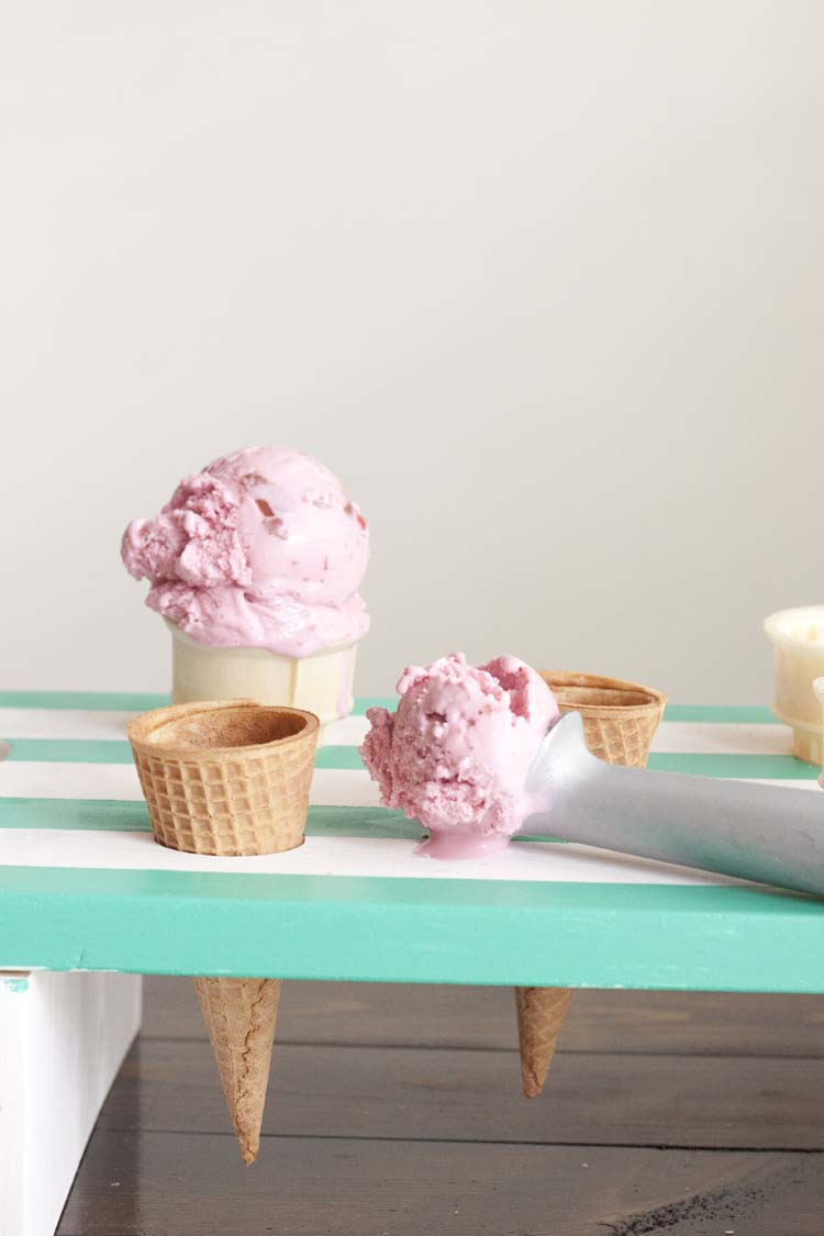 DIY Ice Cream Cone Serving Tray - Southern Revivals