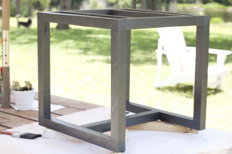 DIY Outdoor Side Table | Pottery Barn Knockoff