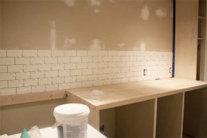 DIY Laundry Room Built ins