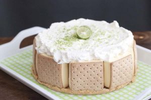 Key Lime Pie DIY Ice Cream Cake