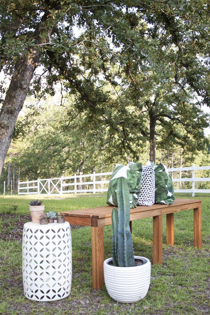 How-to Build a DIY Outdoor Bench