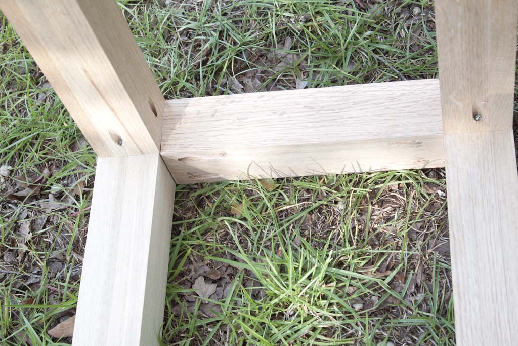 How-to Build a DIY Outdoor Bench