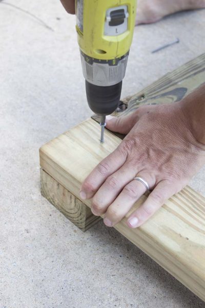 How to Build a Modern DIY Garden Box - Southern Revivals