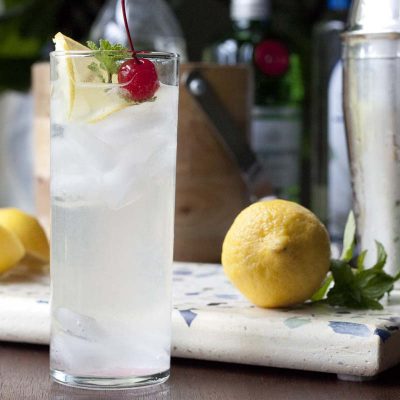 How to Make a Tom Collins Cocktail