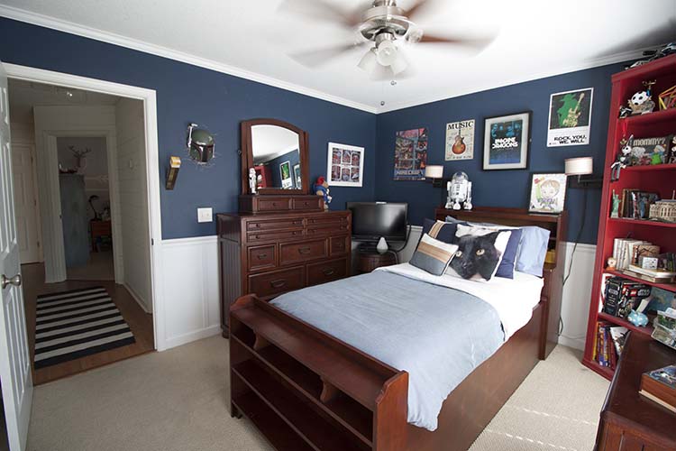 navy boys bedroom