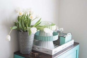 4 Ways to Style With Trays for Spring | Farmhouse-Style