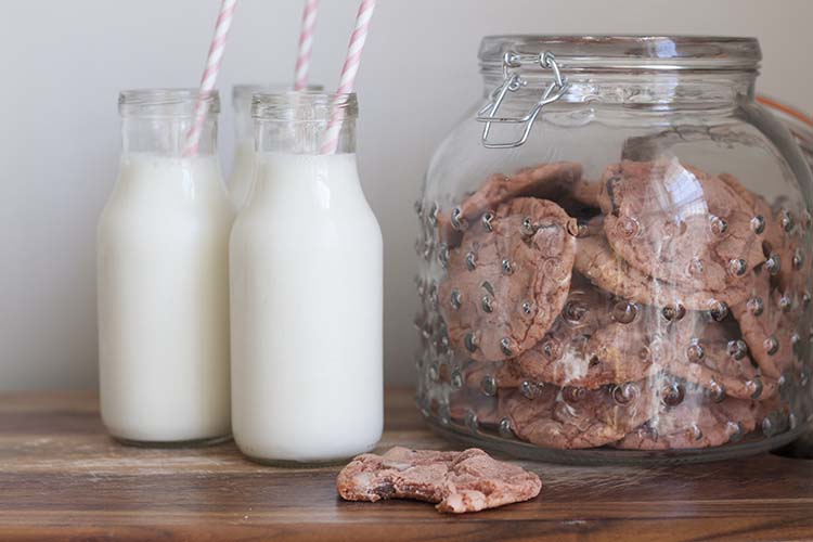 pink cookies cookie jar milk